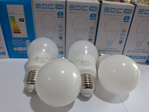 لامپ کم مصرف حبابی ۹ وات SMD